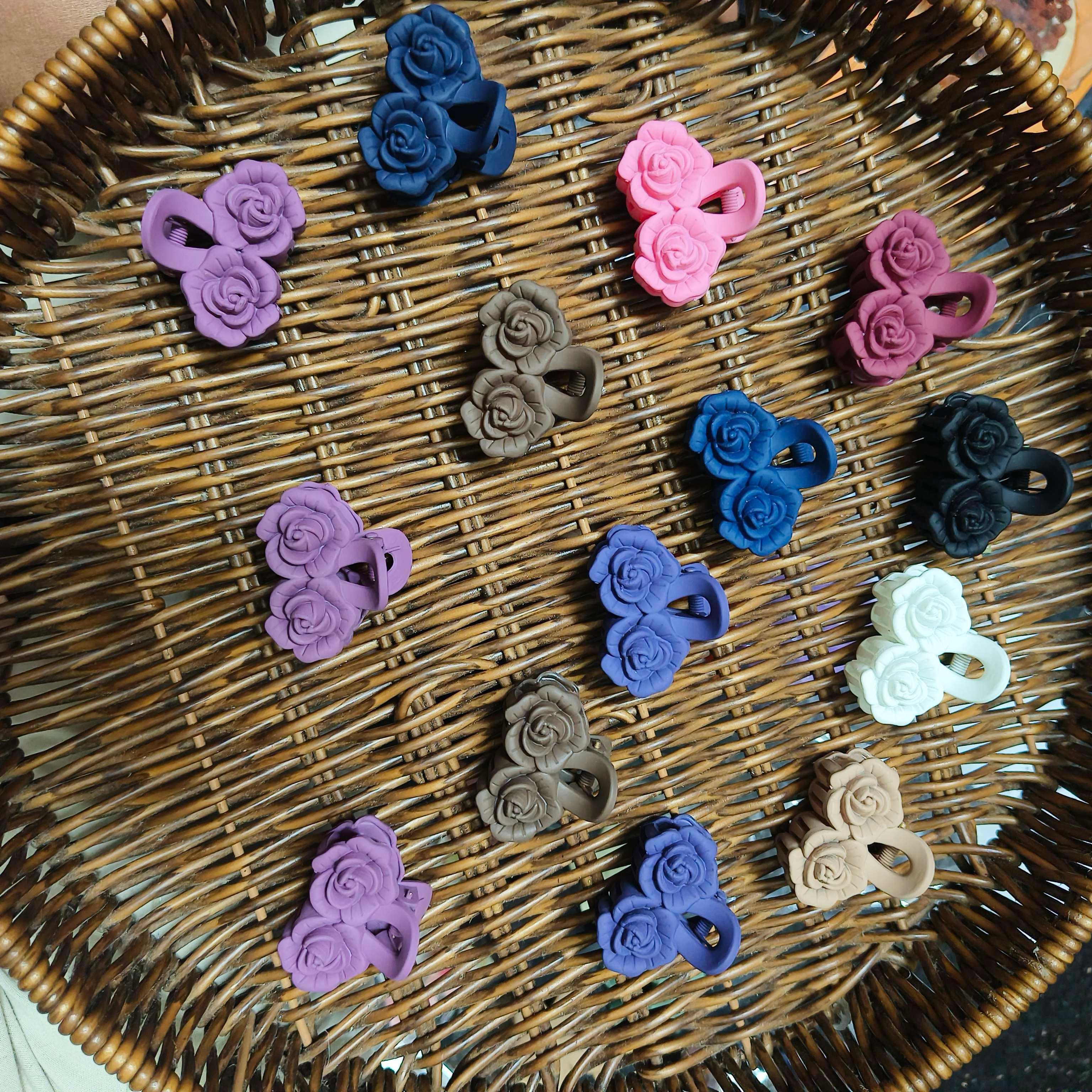Matty Rose Petal Small (Half Dozen) - Image 1